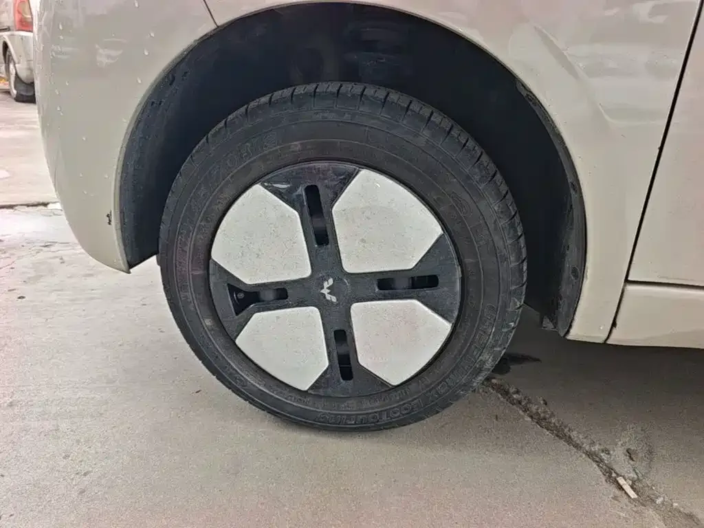 Wuling Motors Hongguang MINIEV 2024 3rd Gen 215km Advanced — Фото автомобиля 22