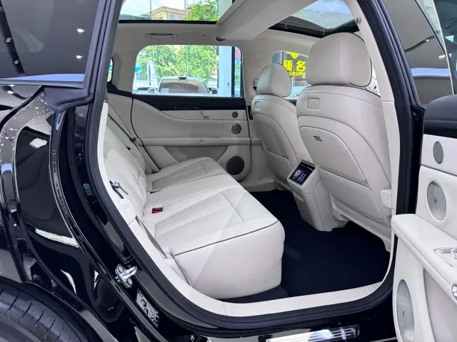 Stelato S9T — Фото автомобиля 13