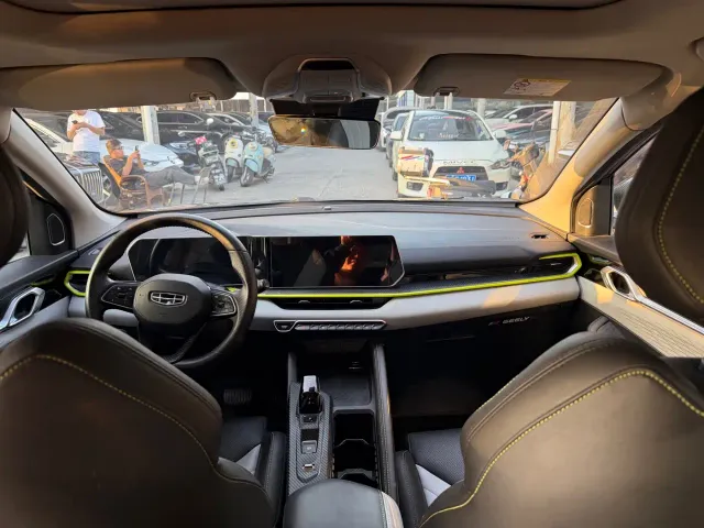 Geely Binyue — Фото автомобиля 6