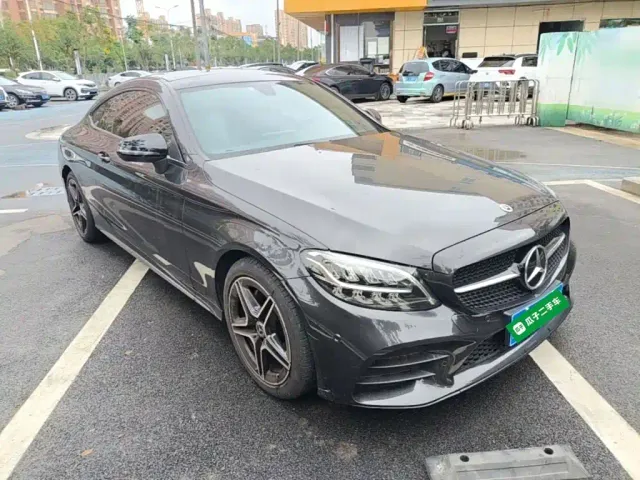 Mercedes-Benz C-Class — Фото автомобиля 3