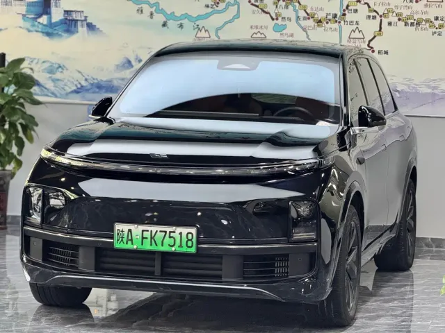 Фотография автомобиля — Li Auto L8