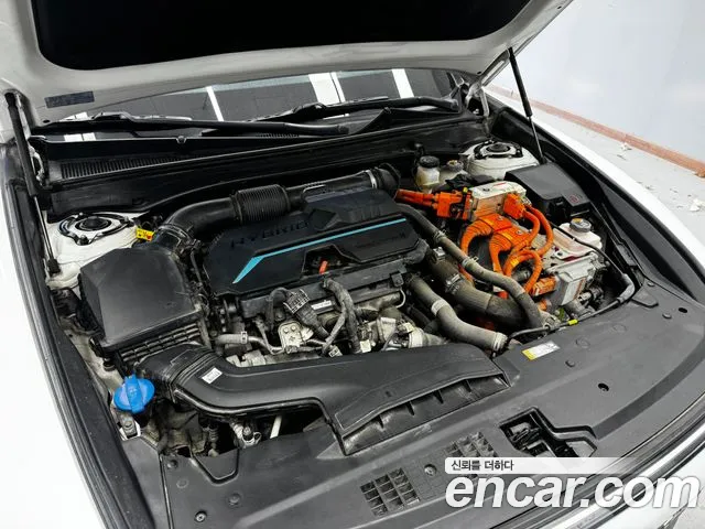 Hyundai Grandeur GN7 — Фото автомобиля 6