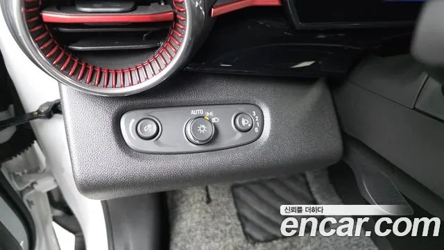 ChevroletGMDaewoo Trax Trax Кроссовер — Фото автомобиля 27