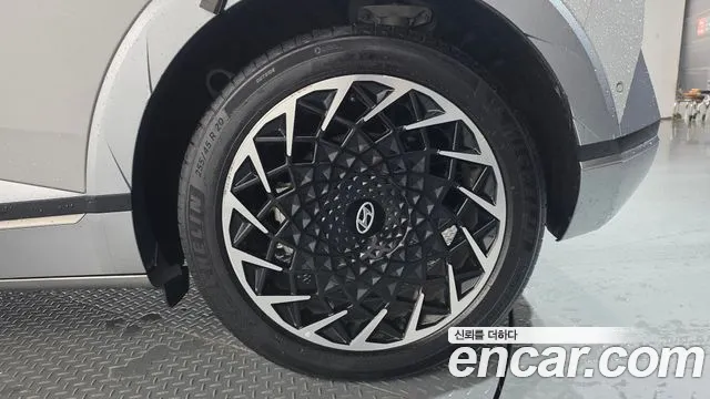 Hyundai Ioniq 5 — Фото автомобиля 21