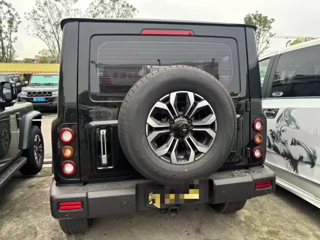 212 212 T01 2025 2.0T Diesel Version — Фото автомобиля 5