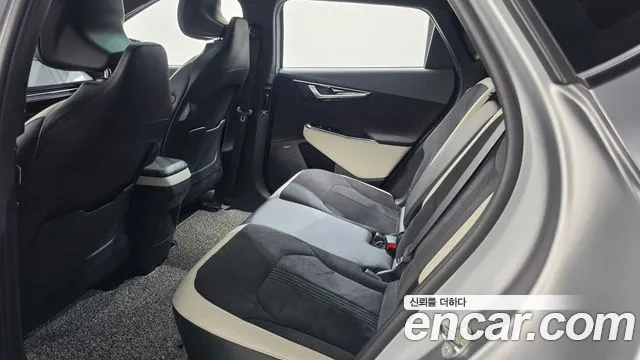 Kia EV6 — Фото автомобиля 29