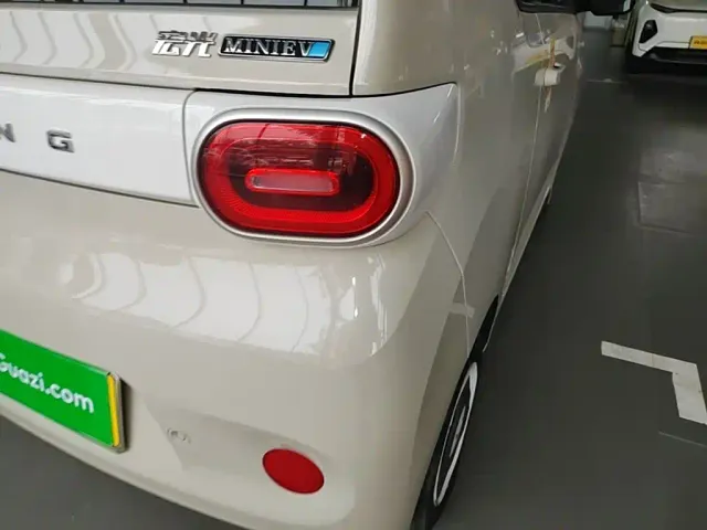 Wuling Hongguang Mini EV — Фото автомобиля 7