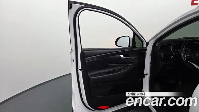 Hyundai Santafe Новый Santa Fe Дизель 2.2 4WD — Фото автомобиля 23