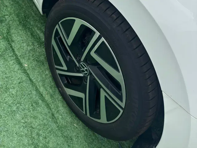 Volkswagen Sagitar — Фото автомобиля 9