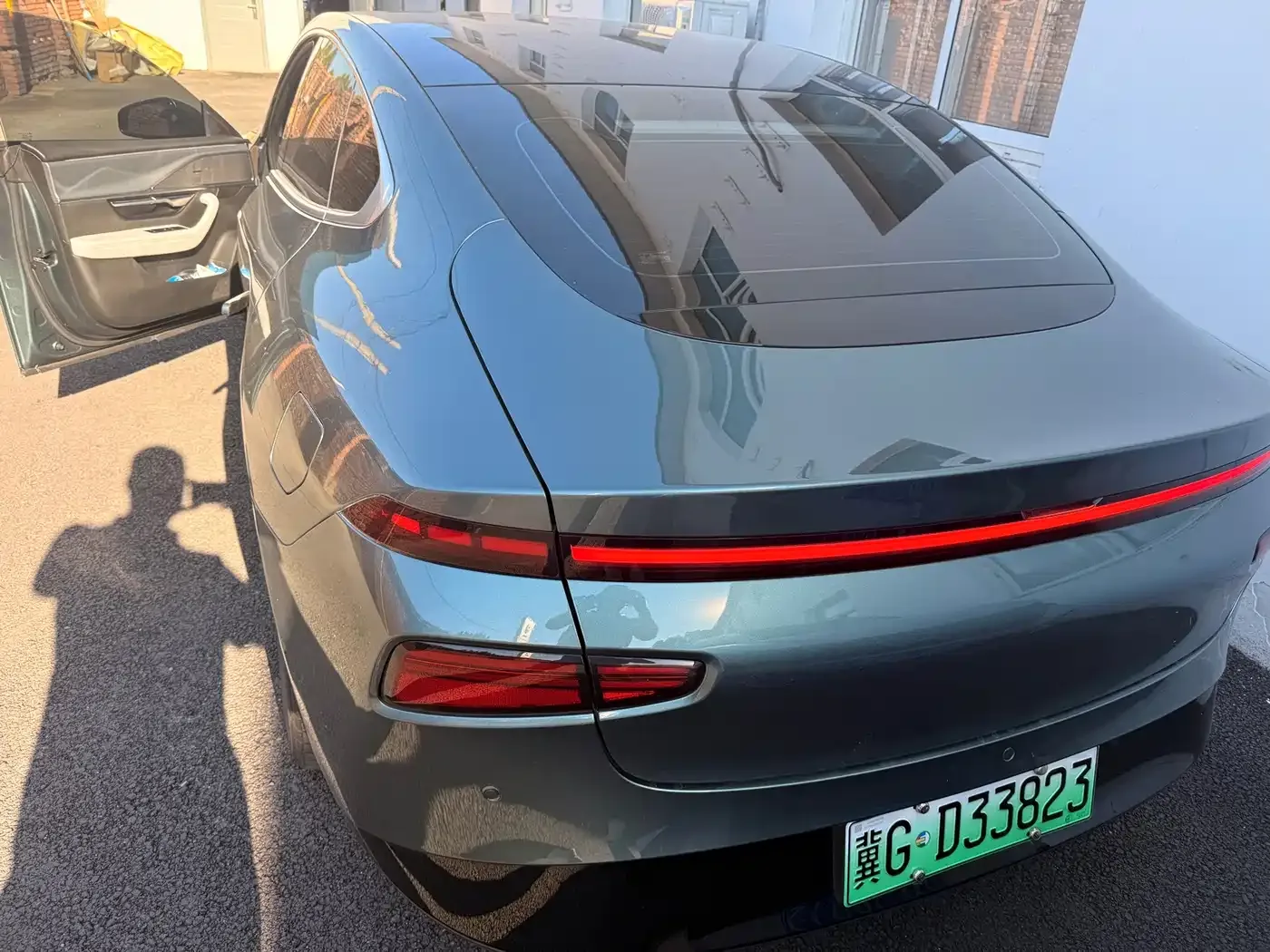 XPeng XPeng P7 2023 P7i 702 Pro — Фото автомобиля 2