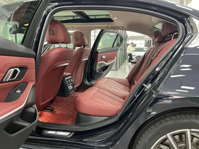 BMW 3 Series — Фото автомобиля 6