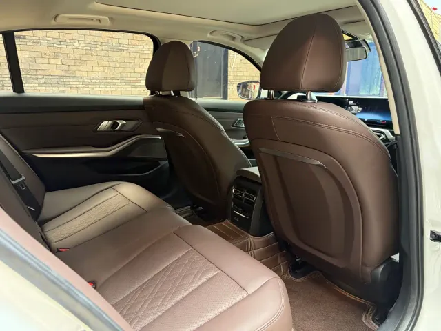 BMW 3 Series — Фото автомобиля 27