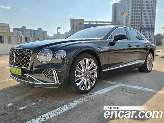 Фотография автомобиля — Bentley Flying Spur 4th Gen