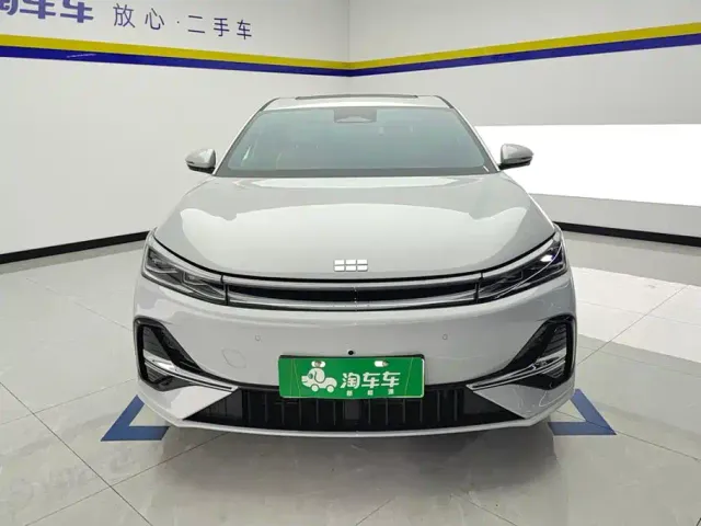Geely Galaxy A7 — Фото автомобиля 2