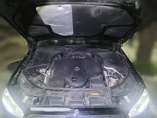 Mercedes-Benz S-Class — Фото автомобиля 3