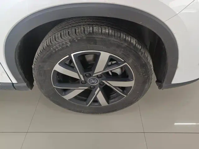 BYD Song Pro — Фото автомобиля 6