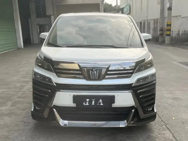 Toyota Vellfire — Фото автомобиля 2