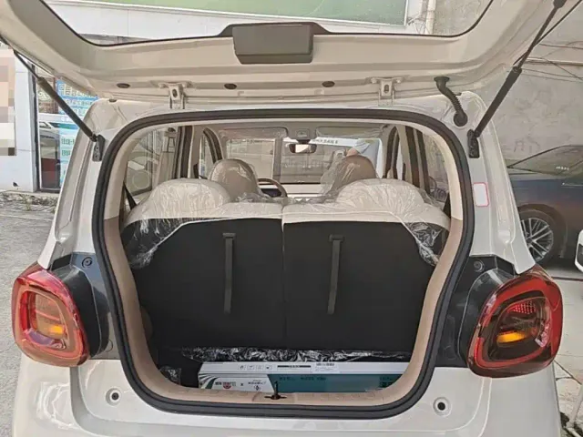Wuling Hongguang Mini EV — Фото автомобиля 18