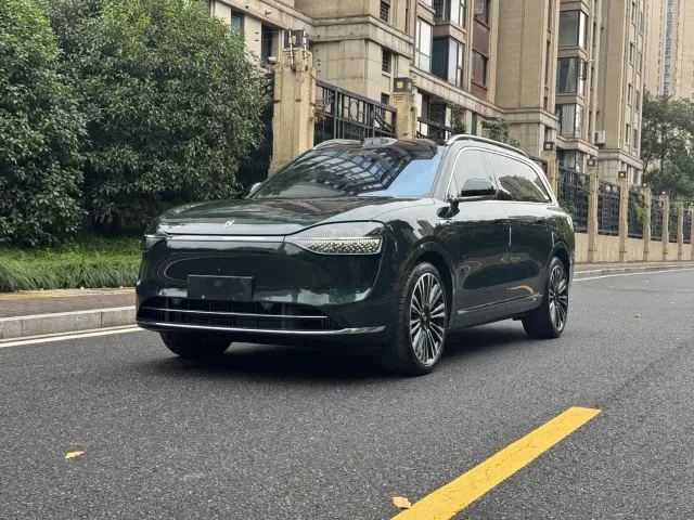 Фотография автомобиля — Aito M9