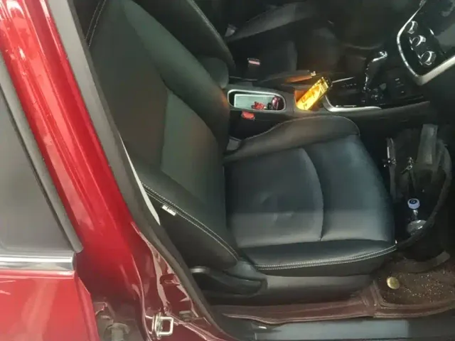 Nissan Tiida — Фото автомобиля 24