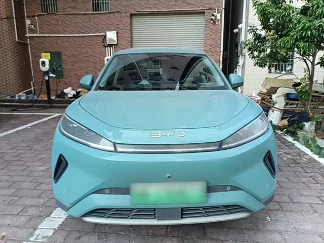 BYD Sealion 05 EV — Фото автомобиля 2