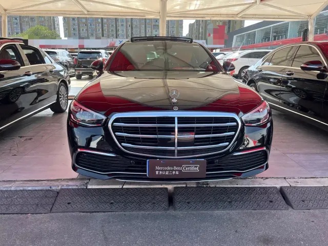 Mercedes-Benz S-Class — Фото автомобиля 2