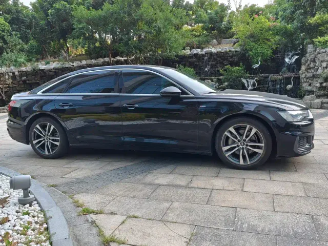 Audi A6L — Фото автомобиля 9