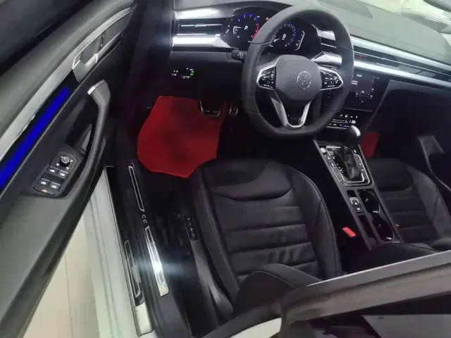 Volkswagen FAW-Volkswagen CC 2024 380TSI Eye-catching Public Sharing Edition — Фото автомобиля 15