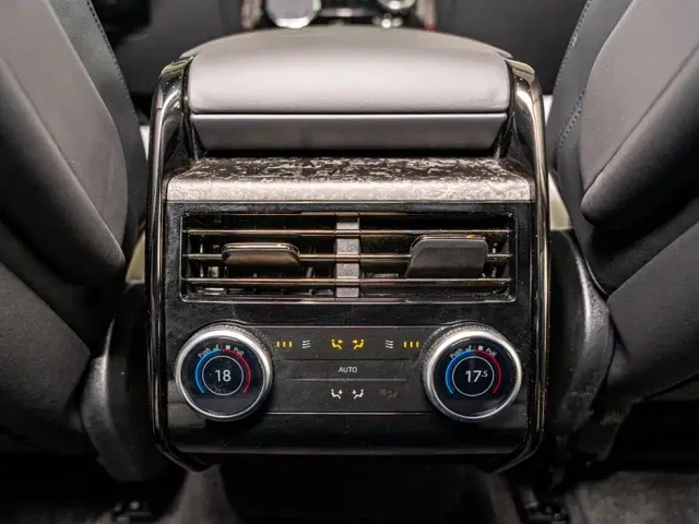 Land Rover Range Rover Sport — Фото автомобиля 17