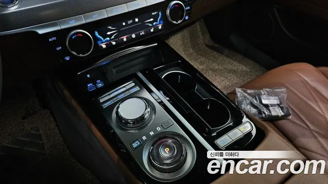 Genesis G80 RG3 — Фото автомобиля 12
