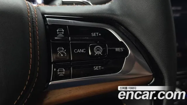 Jeep Cherokee WL — Фото автомобиля 23