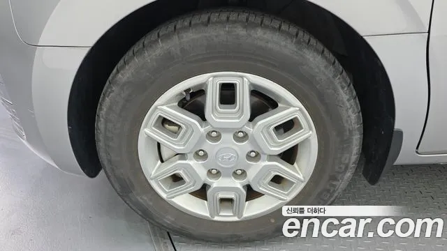 Hyundai Staria — Фото автомобиля 5