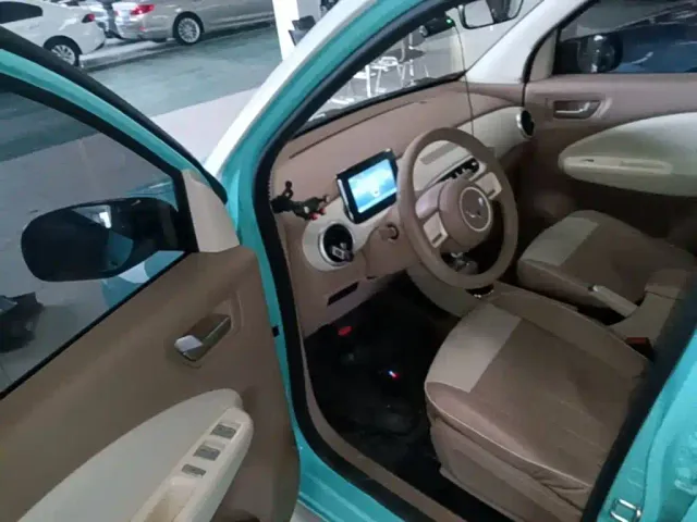 Wuling Hongguang Mini EV — Фото автомобиля 15
