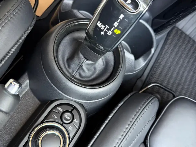 MINI Hatch — Фото автомобиля 13