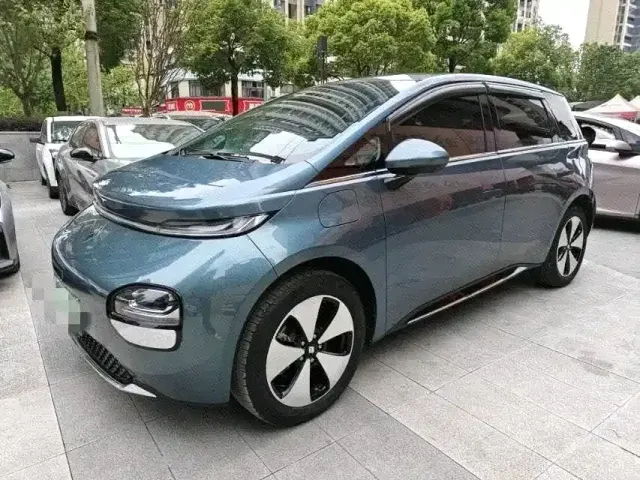 Baojun Cloud — Фото автомобиля 3
