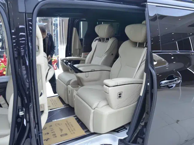 Toyota Vellfire — Фото автомобиля 5