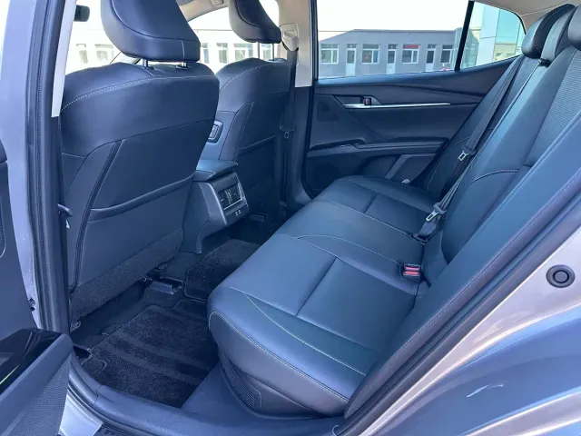 Toyota Camry — Фото автомобиля 12