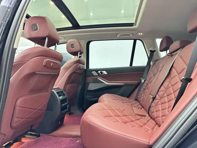 BMW X5 — Фото автомобиля 12