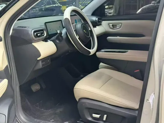 Wuling Bingo — Фото автомобиля 3
