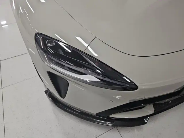 Xiaomi SU7 — Фото автомобиля 5