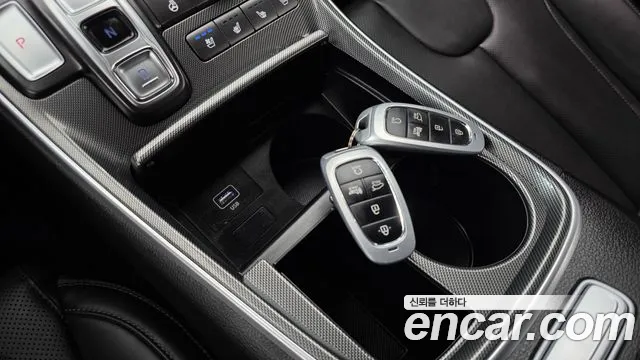 Hyundai Santa Fe — Фото автомобиля 25