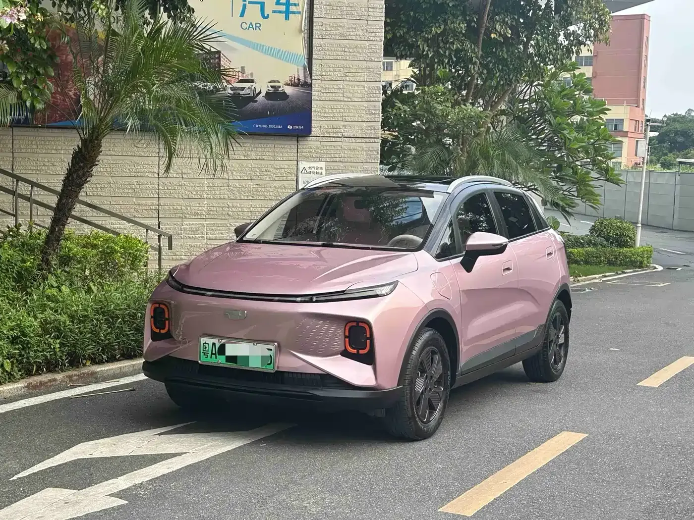 Фотография автомобиля — Geely Geometry Geely Geometry E Firefly