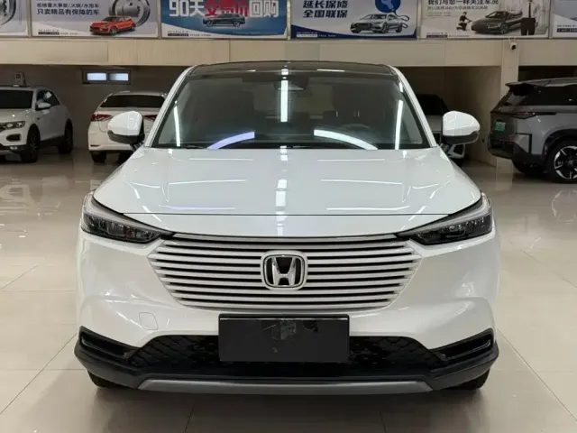 Honda Vezel — Фото автомобиля 2
