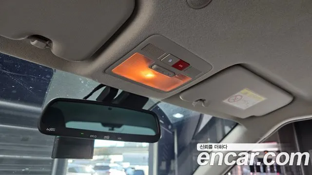 Hyundai Venue — Фото автомобиля 23