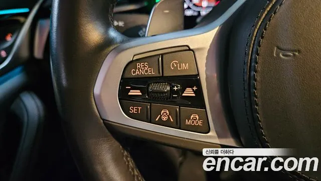BMW 5 Series G30 — Фото автомобиля 12