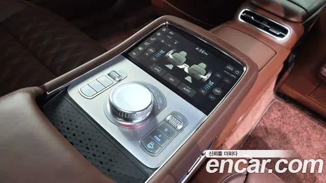 Genesis G90 Бензин 3.5 Turbo e-S/C AWD LWB — Фото автомобиля 9