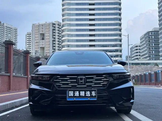 Honda Accord — Фото автомобиля 2
