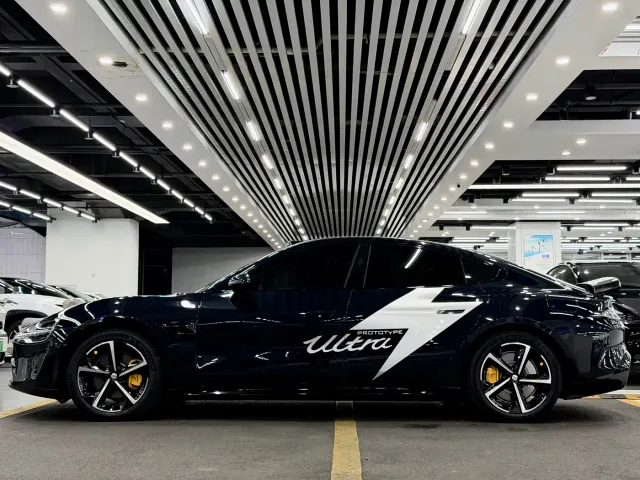 Xiaomi SU7 — Фото автомобиля 7