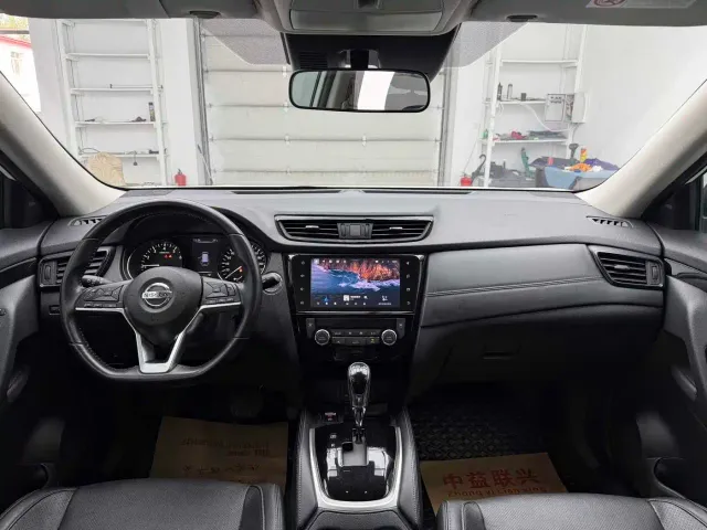 Nissan X-Trail — Фото автомобиля 15