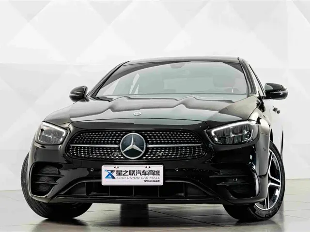 Mercedes-Benz E-Class — Фото автомобиля 3